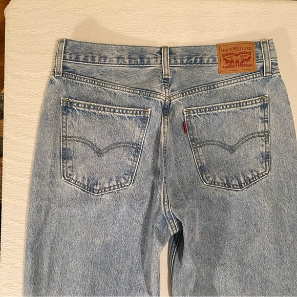 Levi Strauss &Co Women’s Low Pro/ Straight Leg Classic Light Wash 29x30,(NWOT’s) - Picture 9 of 15